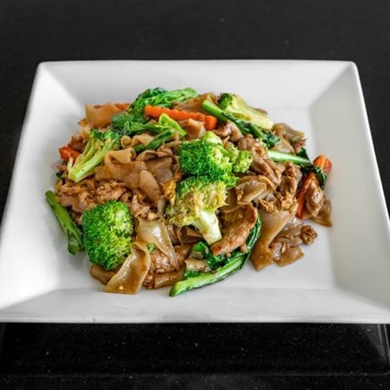 Delicious Pad See Ew